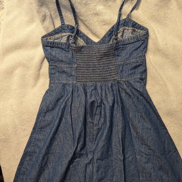 Express denim dress - Picture 2 of 3
